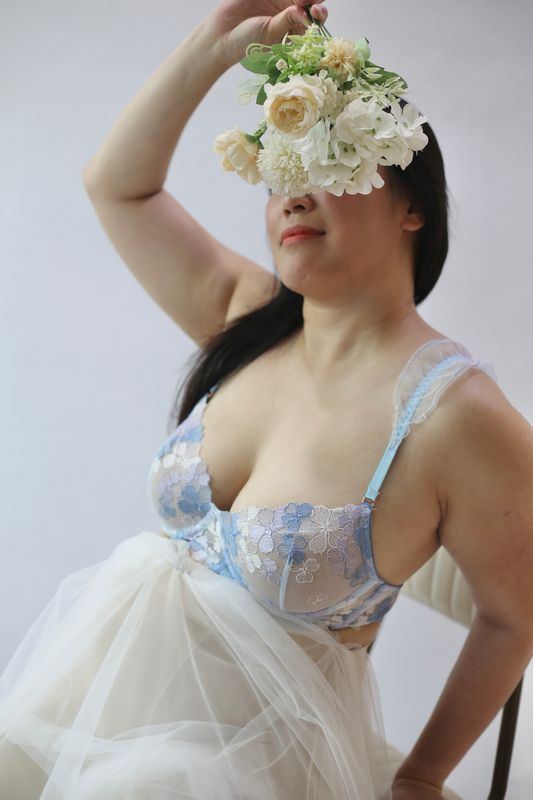 Julia Unlined Comfort Wire Collection