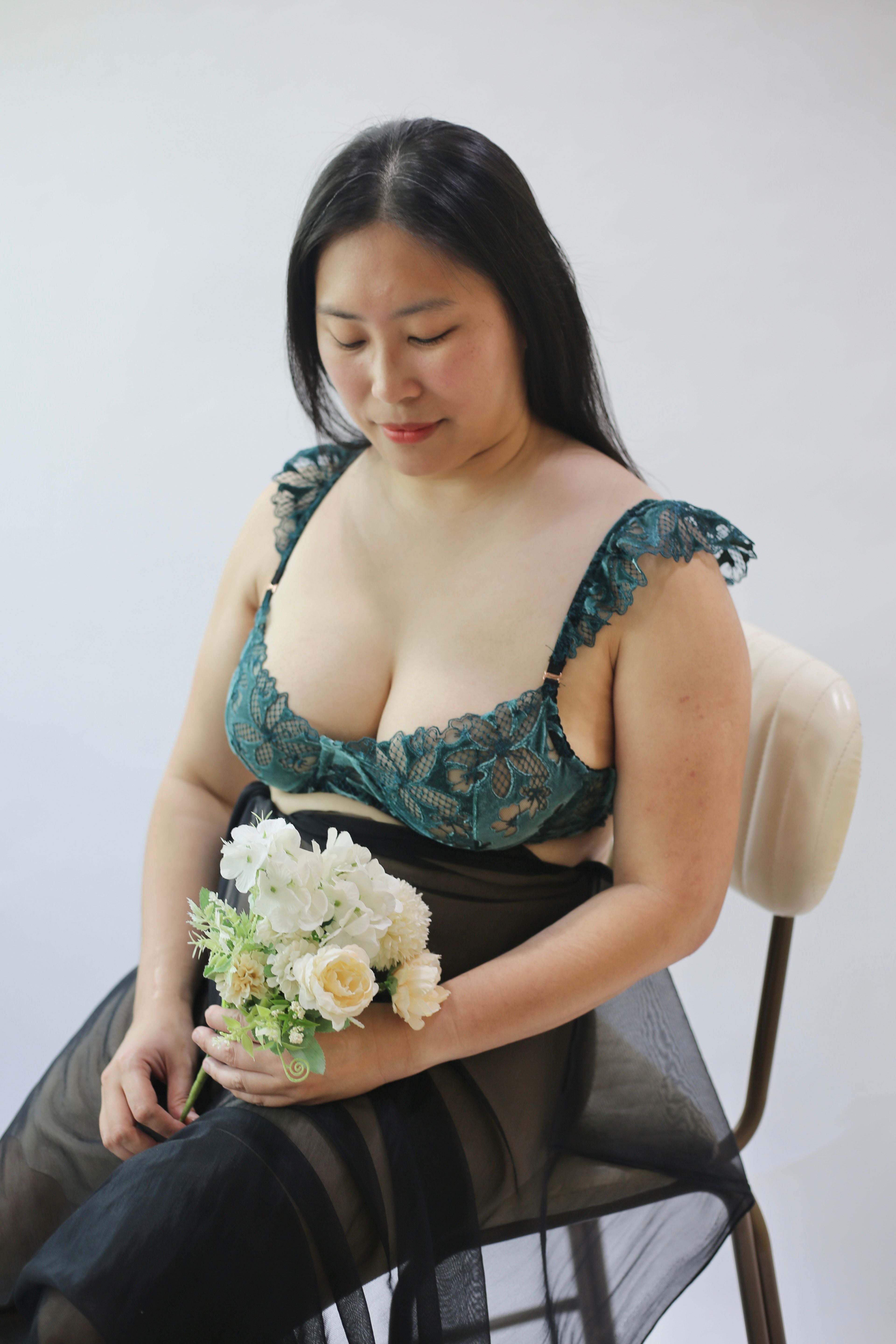 Julia Unlined Comfort Wire Collection