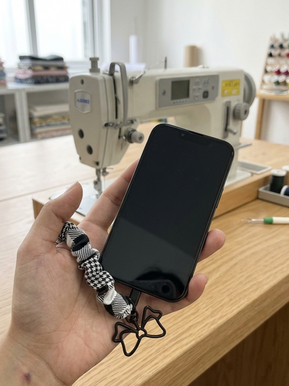 The Phone Accessory Maker: 2 Hour Workshop