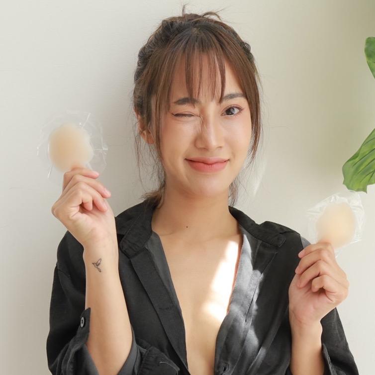 Envy Her Scallop NIPSTICK Adhesive